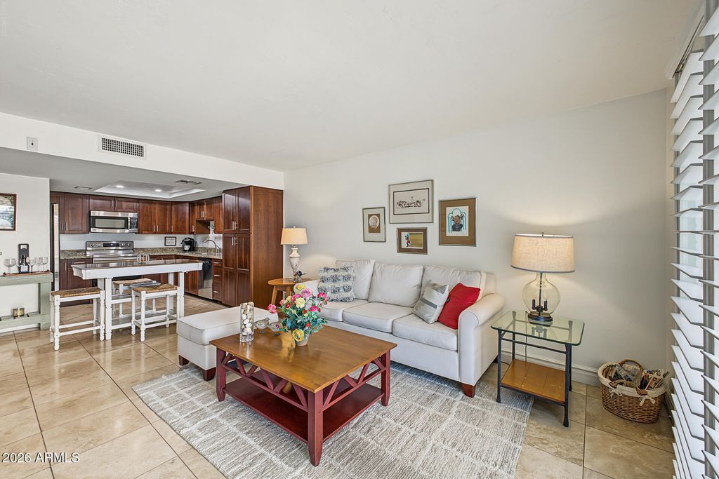 7940 E CAMELBACK Road 111, Scottsdale, AZ 85251 — photo 2