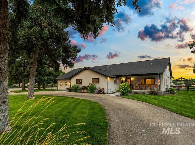 1726 N Ballantyne Ln, Eagle, ID 83616