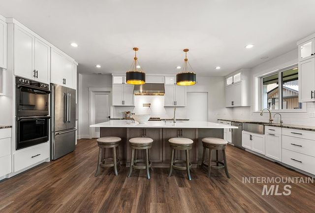 1726 N Ballantyne Ln, Eagle, ID 83616