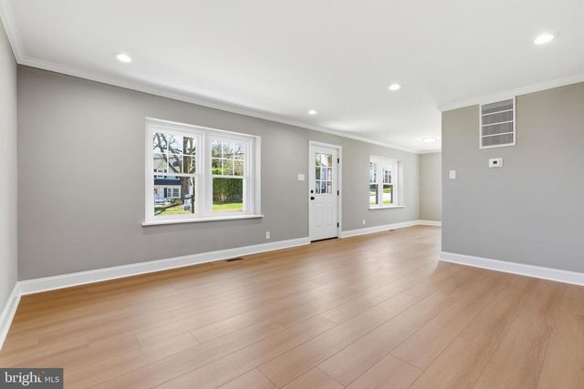 310 GREENHILL RD, Willow Grove, PA 19090