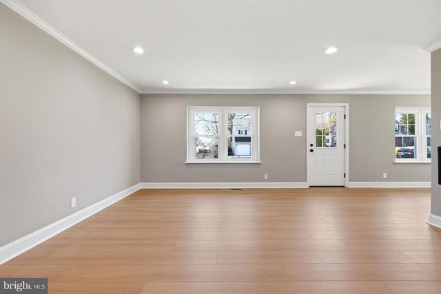 310 GREENHILL RD, Willow Grove, PA 19090