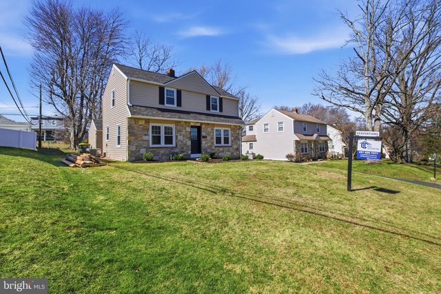 310 GREENHILL RD, Willow Grove, PA 19090