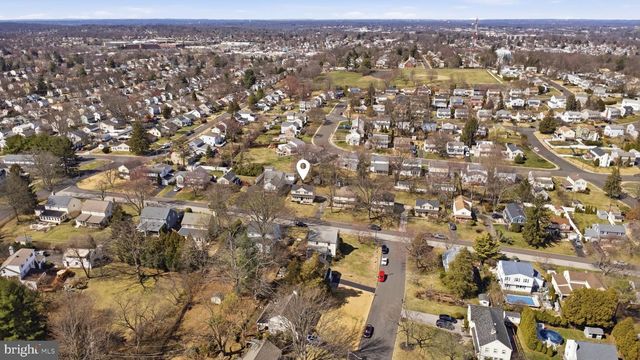 310 GREENHILL RD, Willow Grove, PA 19090