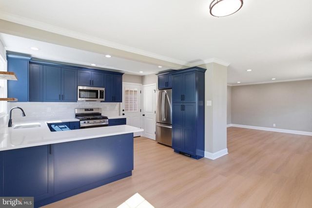 310 GREENHILL RD, Willow Grove, PA 19090