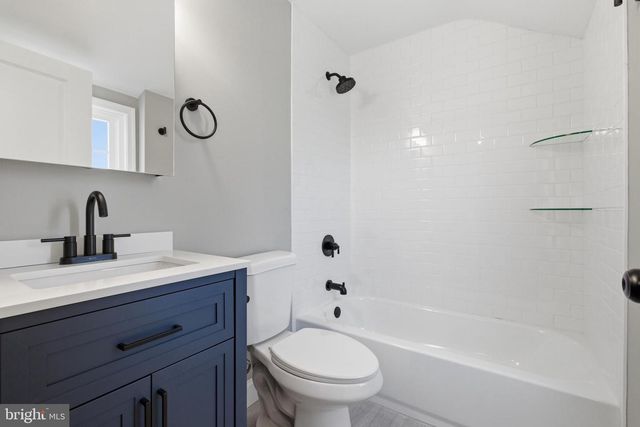 310 GREENHILL RD, Willow Grove, PA 19090