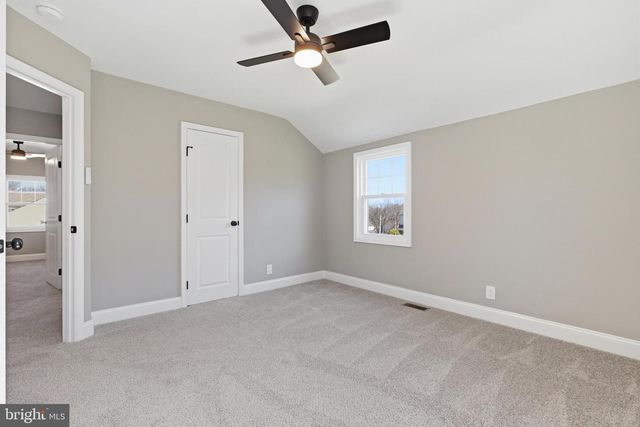 310 GREENHILL RD, Willow Grove, PA 19090