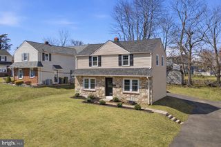 310 GREENHILL RD, Willow Grove, PA 19090