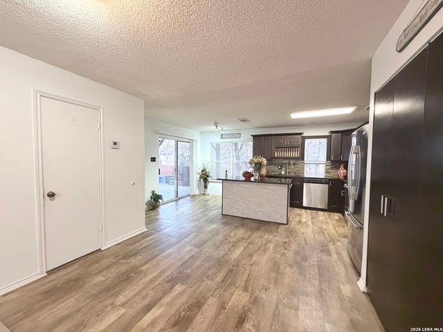 9210 NEW KENTON, San Antonio, TX 78240