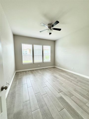 108 Everett CT B, Jarrell, TX 76537