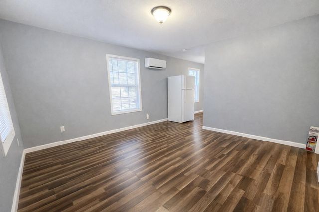 920 W Brower Street, Springfield, MO 65802