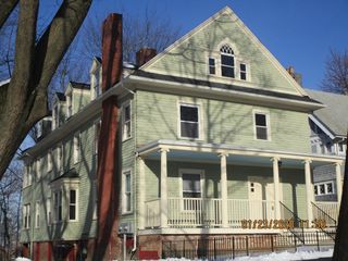 120 Mill St, Springfield, MA 01108
