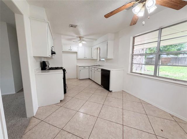 621 S Timber Lane, Oklahoma City, OK 73130