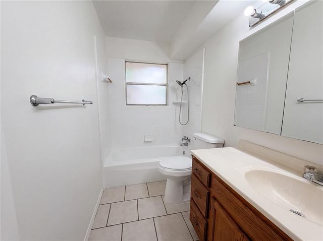 621 S Timber Lane, Oklahoma City, OK 73130