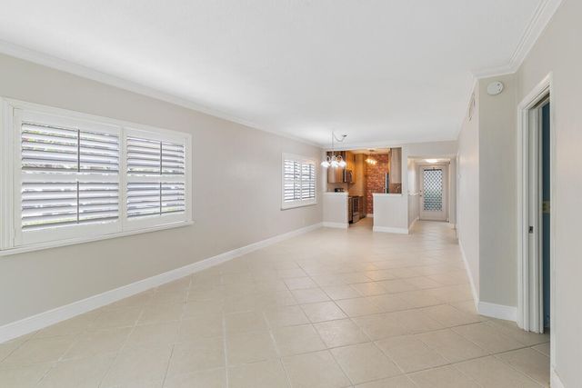 3351 Spanish Trail 115, Delray Beach, FL 33483