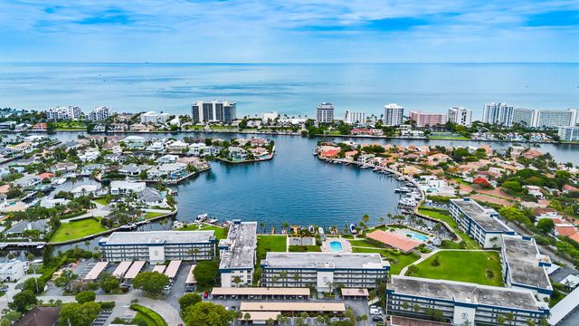 3351 Spanish Trail 115, Delray Beach, FL 33483