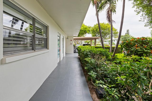 3351 Spanish Trail 115, Delray Beach, FL 33483
