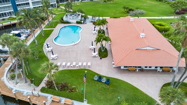 3351 Spanish Trail 115, Delray Beach, FL 33483