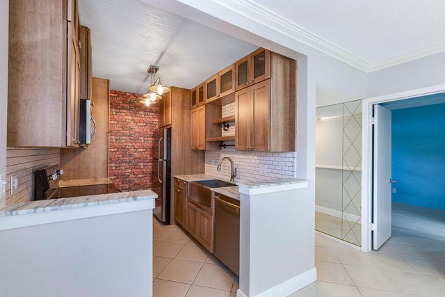 3351 Spanish Trail 115, Delray Beach, FL 33483
