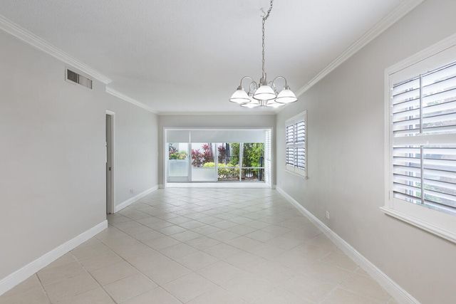 3351 Spanish Trail 115, Delray Beach, FL 33483