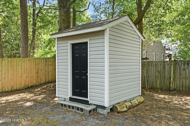 106 New Bern Street, Wilmington, NC 28403