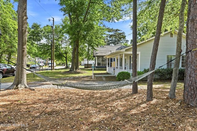 106 New Bern Street, Wilmington, NC 28403