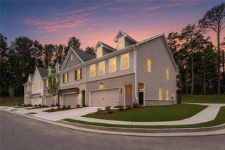 667 Sunstone Lane, Lawrenceville, GA 30043