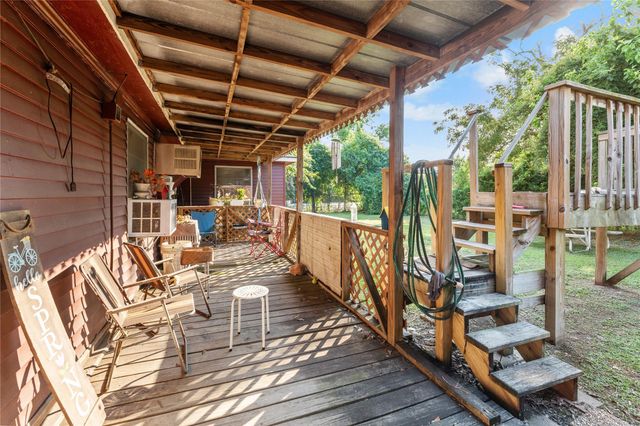 215 Ilfrey Street, Baytown, TX 77520