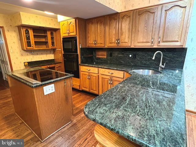 690 OLD SCHOOL HOUSE DR, Springfield, PA 19064
