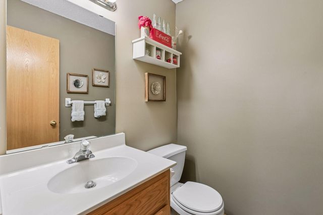 3517 99th Avenue N, Brooklyn Park, MN 55443