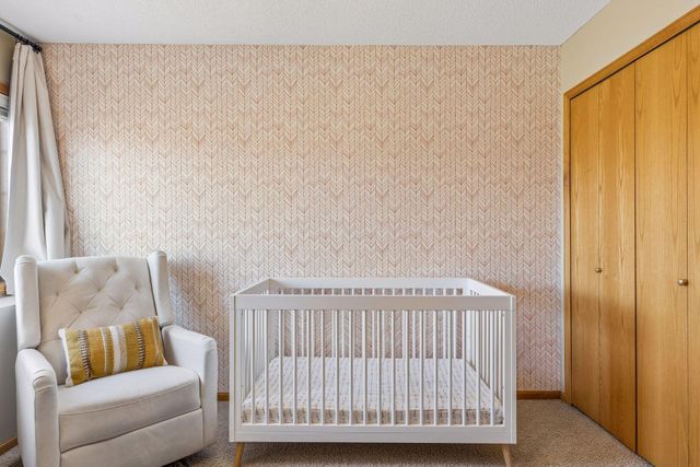 3517 99th Avenue N, Brooklyn Park, MN 55443