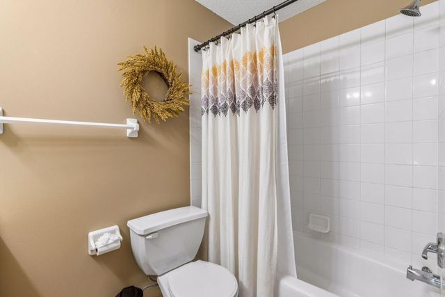 3517 99th Avenue N, Brooklyn Park, MN 55443