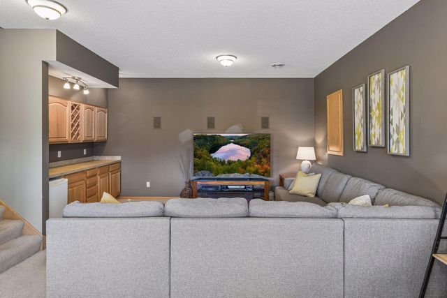 3517 99th Avenue N, Brooklyn Park, MN 55443