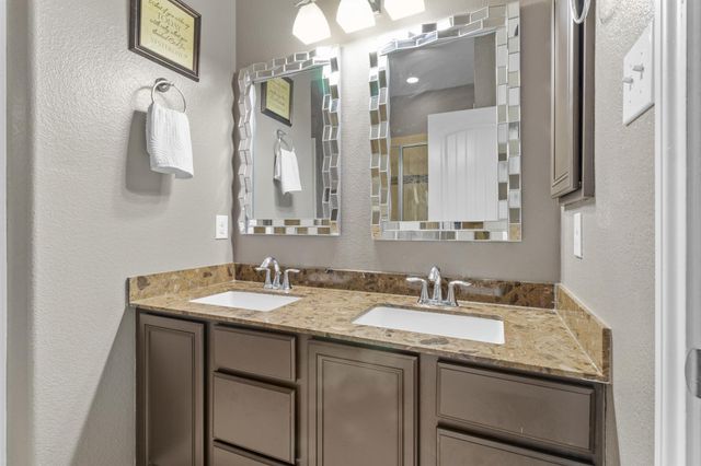1228 Yellow Iris RD, Leander, TX 78641