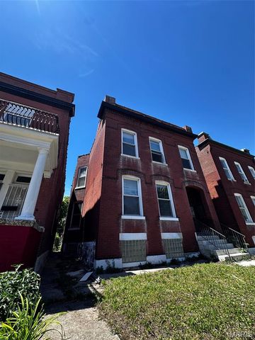 3239 Nebraska Avenue, St Louis, MO 63118