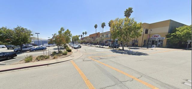 979 Broadway, Millbrae, CA 94030