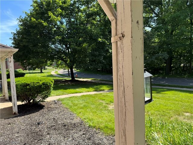 4393 Fairway Drive, Cleveland, OH 44135