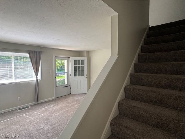 4393 Fairway Drive, Cleveland, OH 44135
