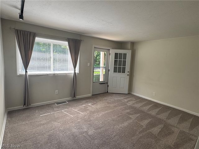 4393 Fairway Drive, Cleveland, OH 44135