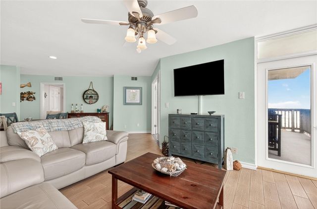 15002 WINDWARD Dr 502, Corpus Christi, TX 78418