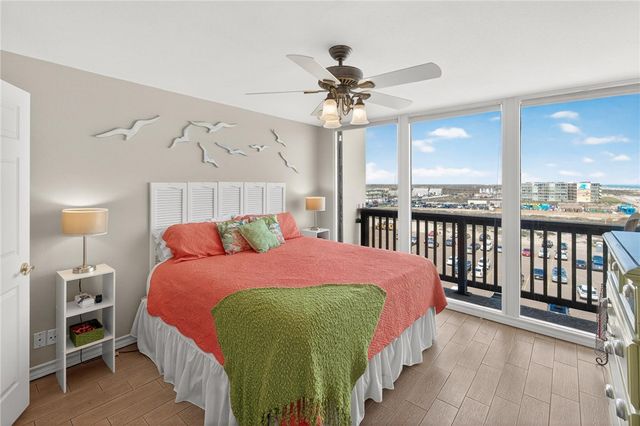 15002 WINDWARD Dr 502, Corpus Christi, TX 78418