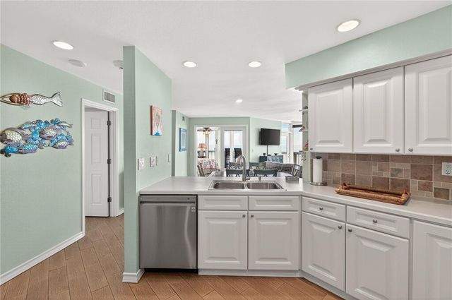 15002 WINDWARD Dr 502, Corpus Christi, TX 78418