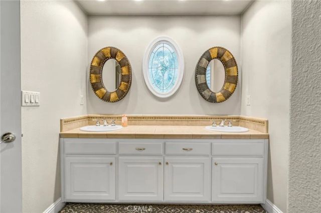 5025 W Birch, Fresno, CA 93722