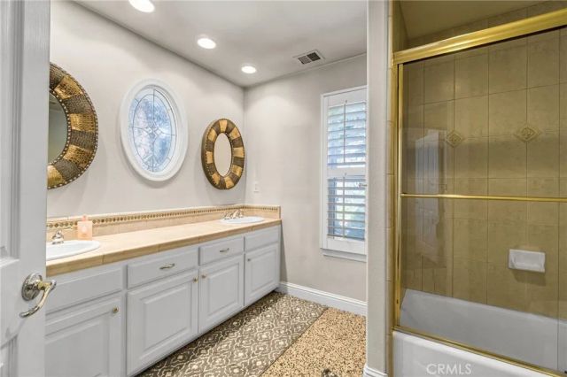 5025 W Birch, Fresno, CA 93722