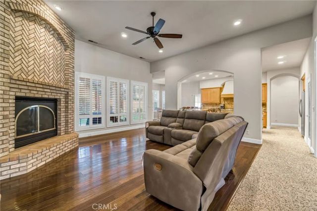 5025 W Birch, Fresno, CA 93722