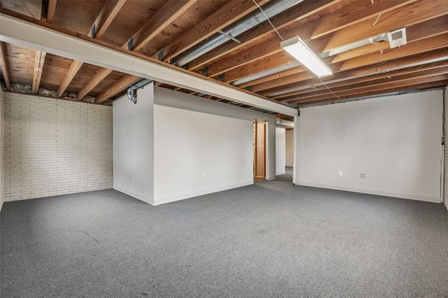 1809 Deforest Ave, Iowa City, IA 52240