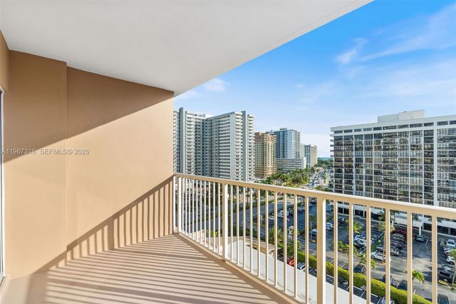 1985 S Ocean Dr 9G, Hallandale Beach, FL 33009