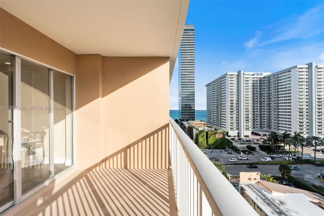 1985 S Ocean Dr 9G, Hallandale Beach, FL 33009