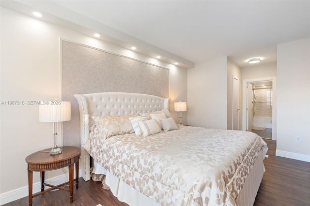 1985 S Ocean Dr 9G, Hallandale Beach, FL 33009