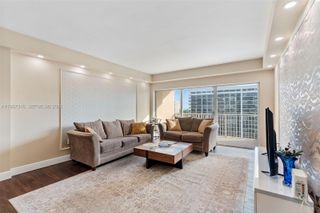 1985 S Ocean Dr 9G, Hallandale Beach, FL 33009