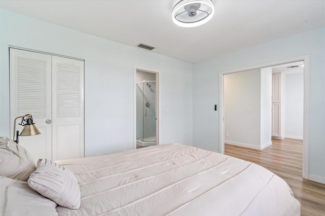 1101 Cactus Terrace 203, Delray Beach, FL 33445